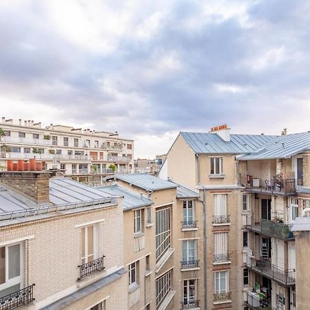 Paris Eiffel Studio Extérieur photo