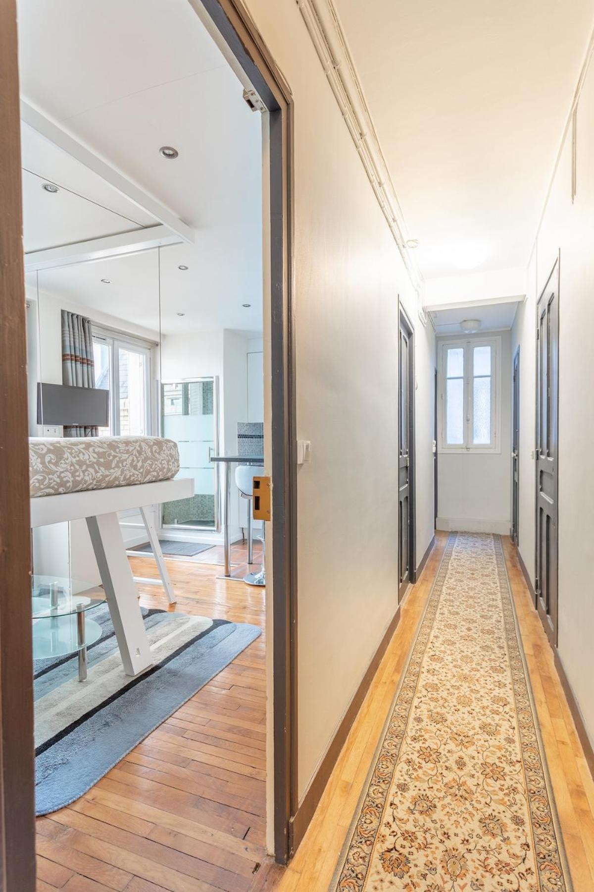 Paris Eiffel Studio Extérieur photo